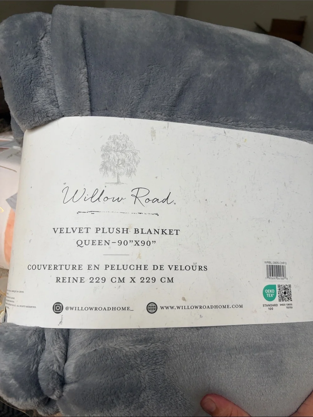 Willow Soft Gray Plush Throw Blanket - Cozy Velvet Feel